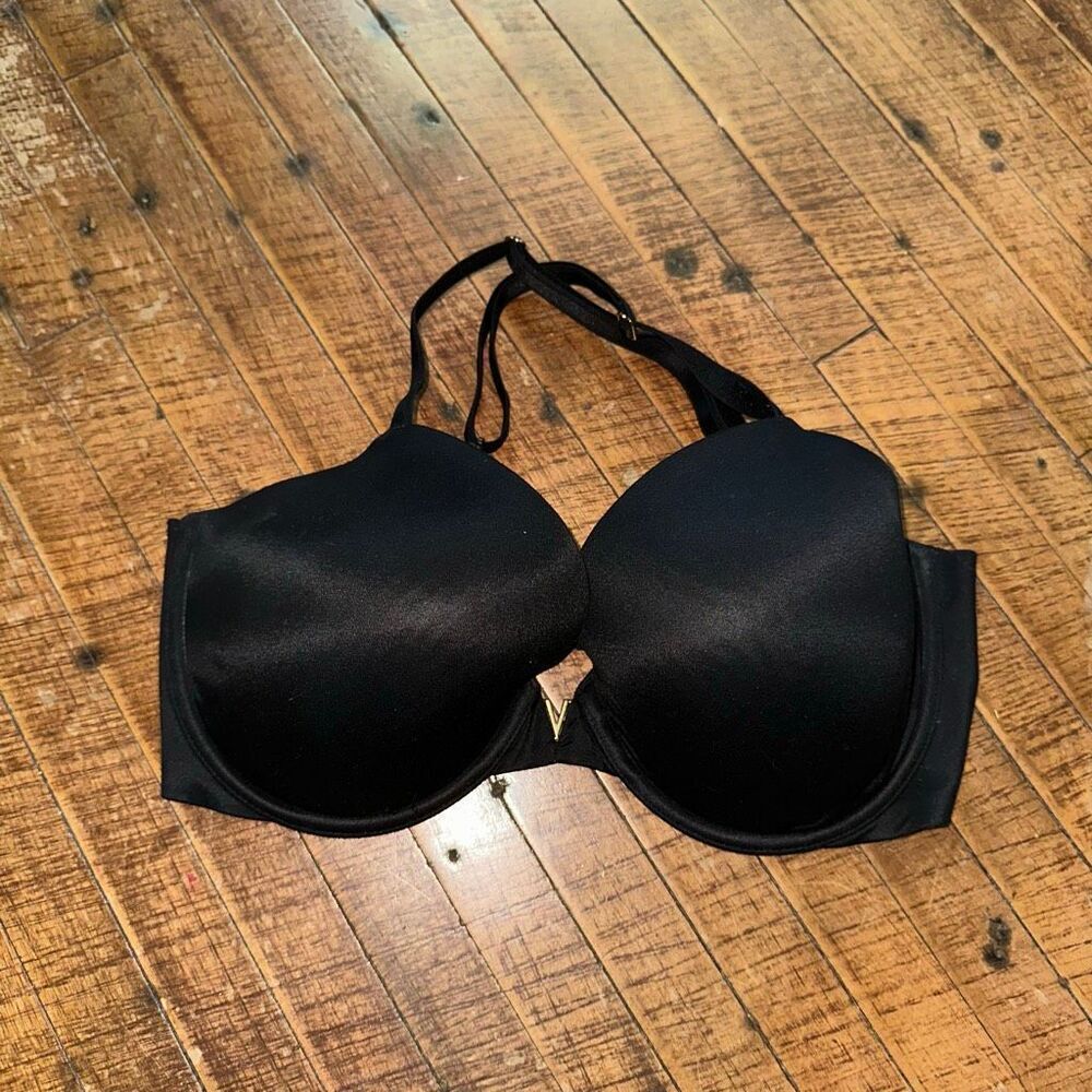 Victoria’s Secret black satiny lined Demi 34DDD bra
